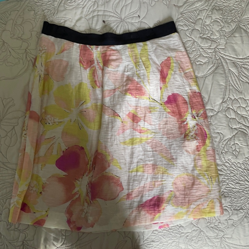 Loft skirt